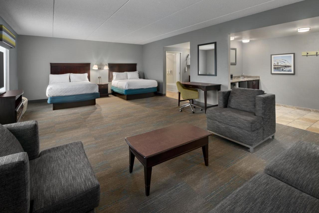King Bed Study with Sofabed - Non-Smoking at Hampton Inn Rochester Irondequoit