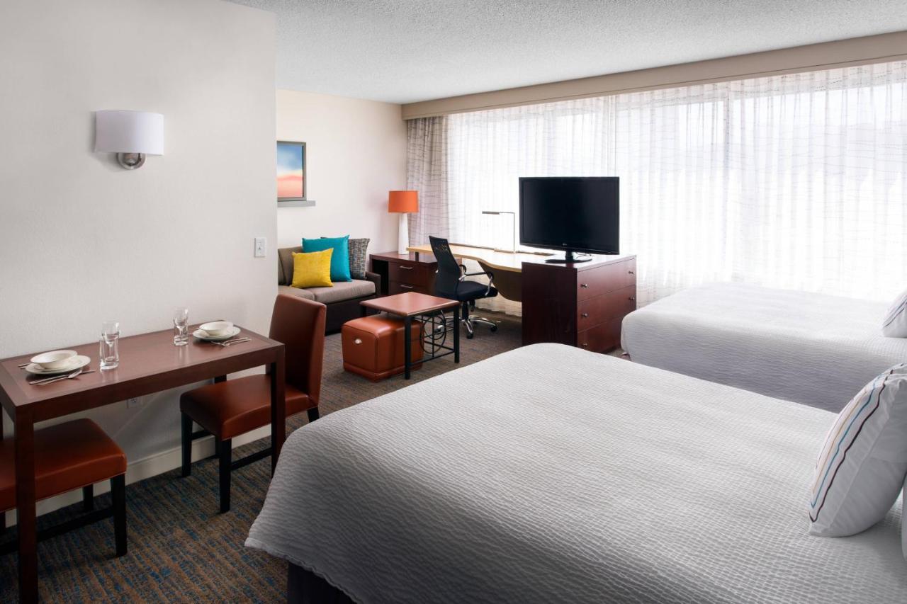 Residence Inn by Marriott Las Vegas Hughes Center