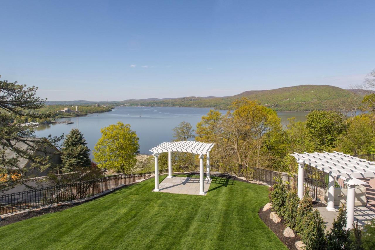 Double Room with Lake View at The Abbey Inn & Spa