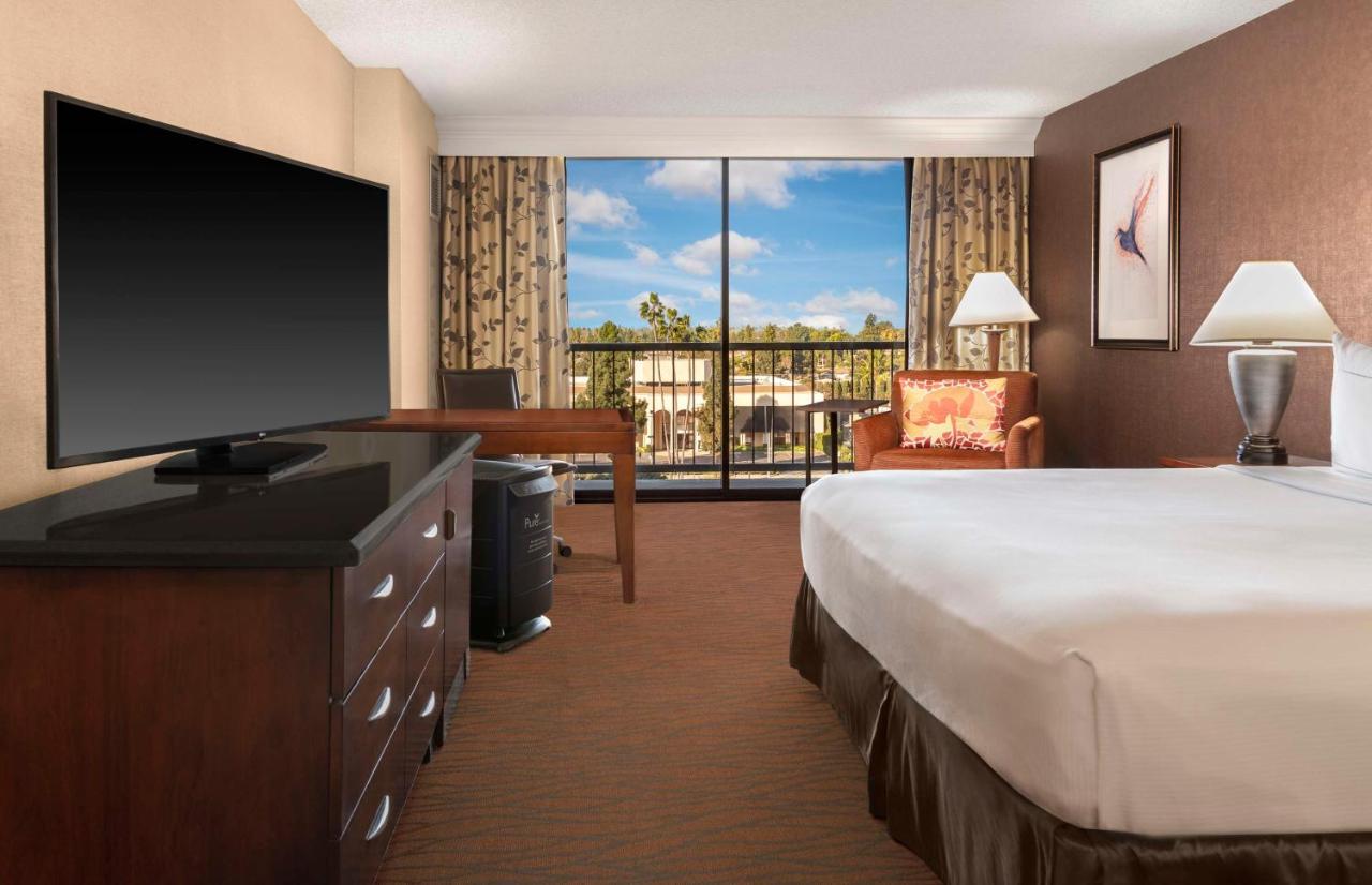 King Room - Allergy Friendly at Hilton Orange County/Costa Mesa
