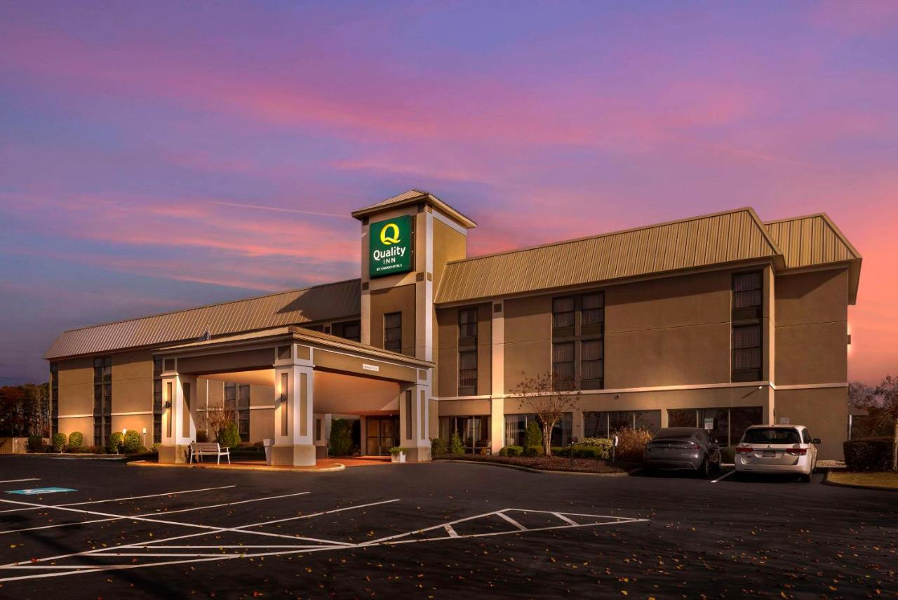 | Quality Inn Valley - West Point