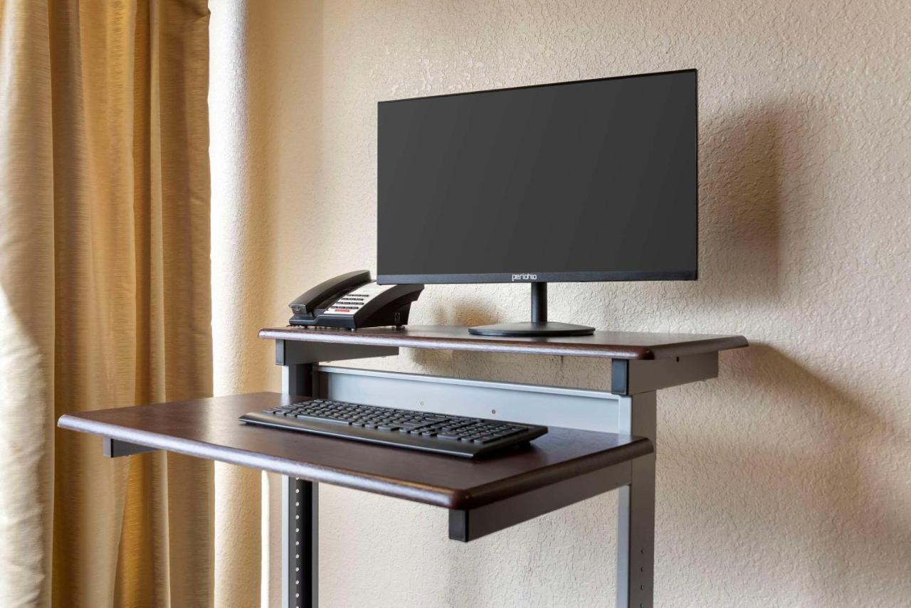 | Quality Inn Valley - West Point