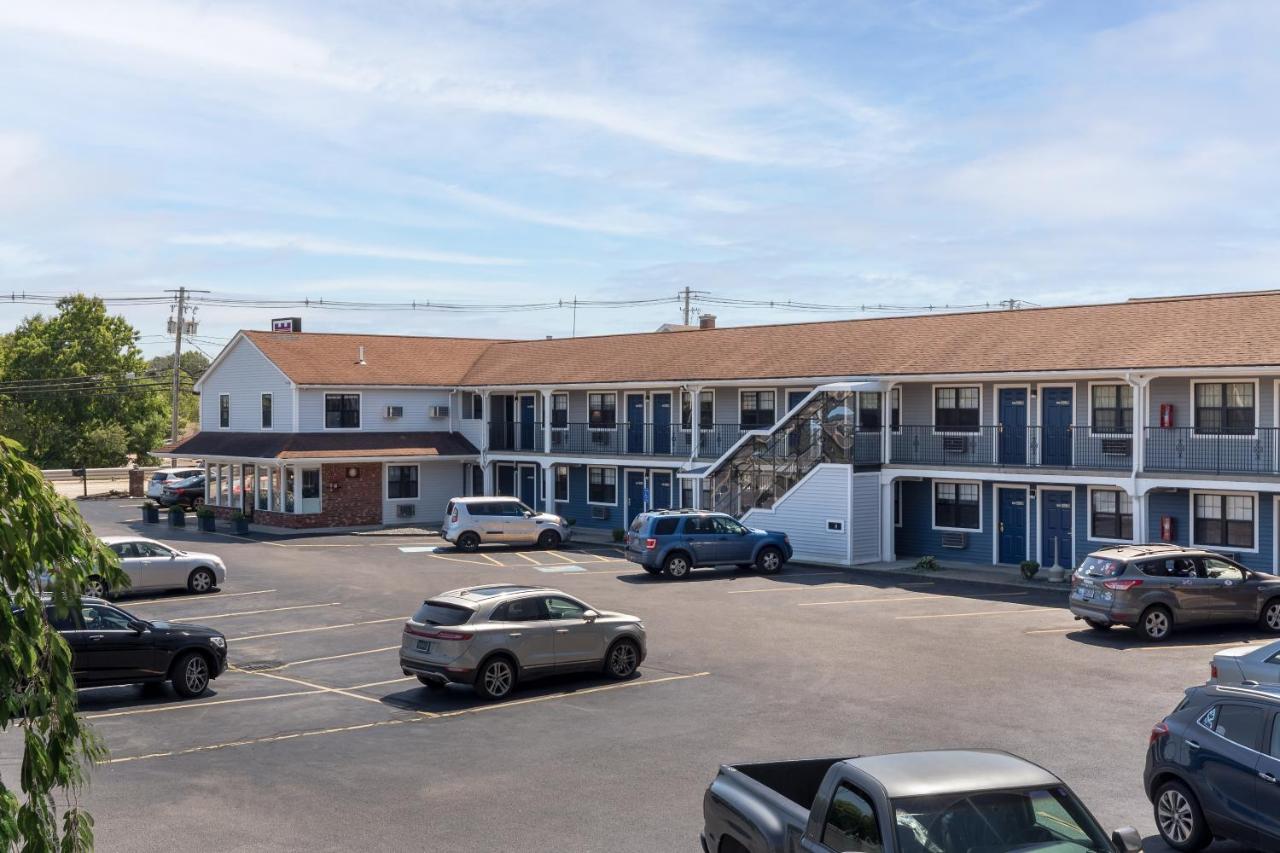 | Knights Inn North Attleboro