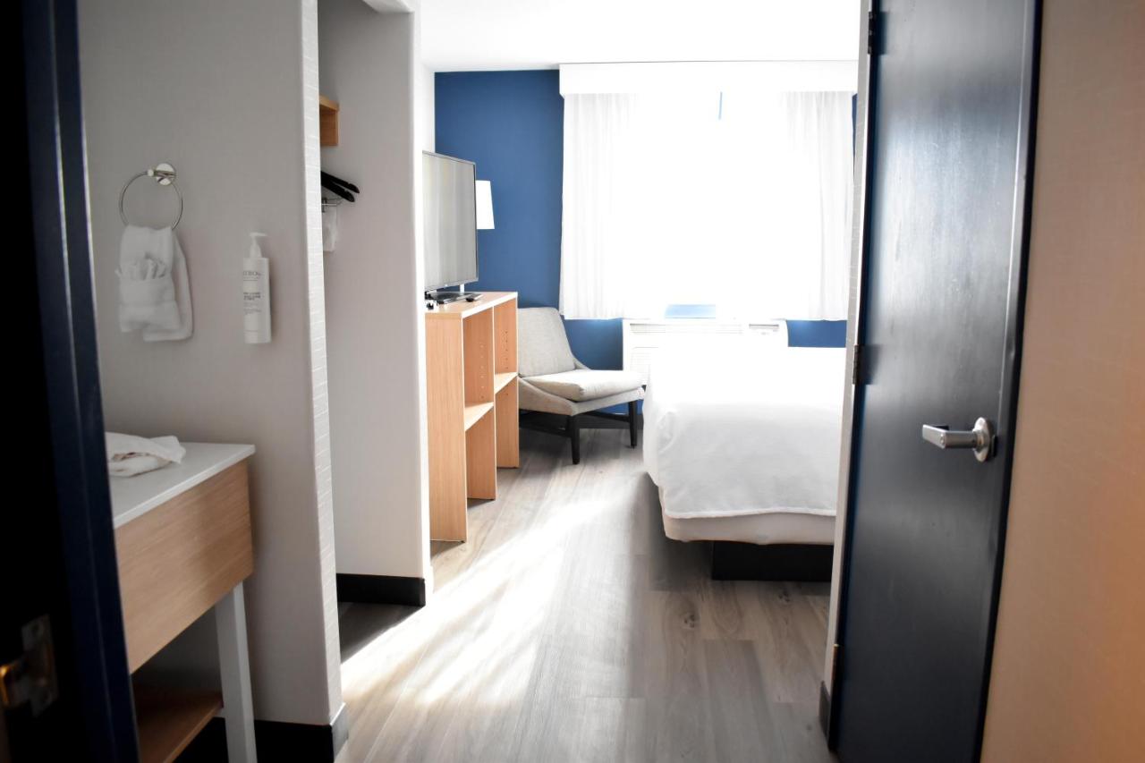 | Best Western Plus Executive Suites Albuquerque