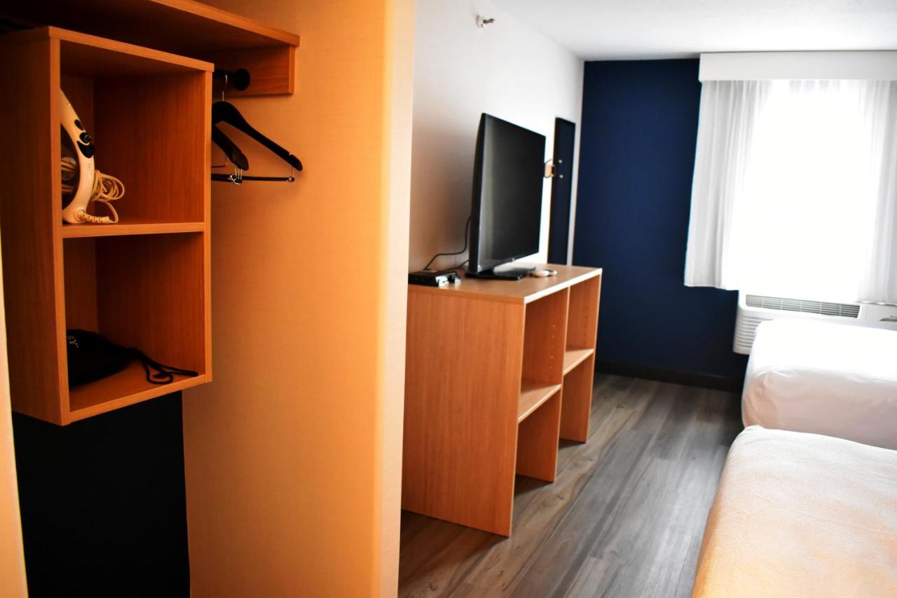 | Best Western Plus Executive Suites Albuquerque