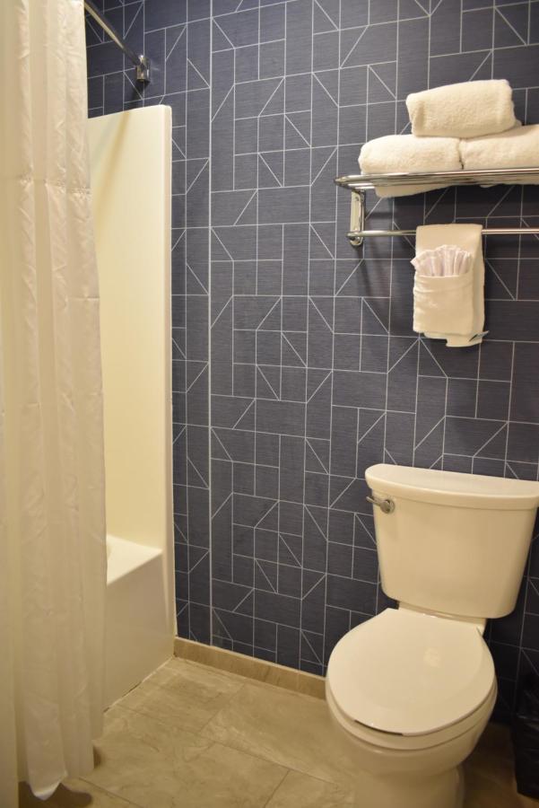 | Best Western Plus Executive Suites Albuquerque