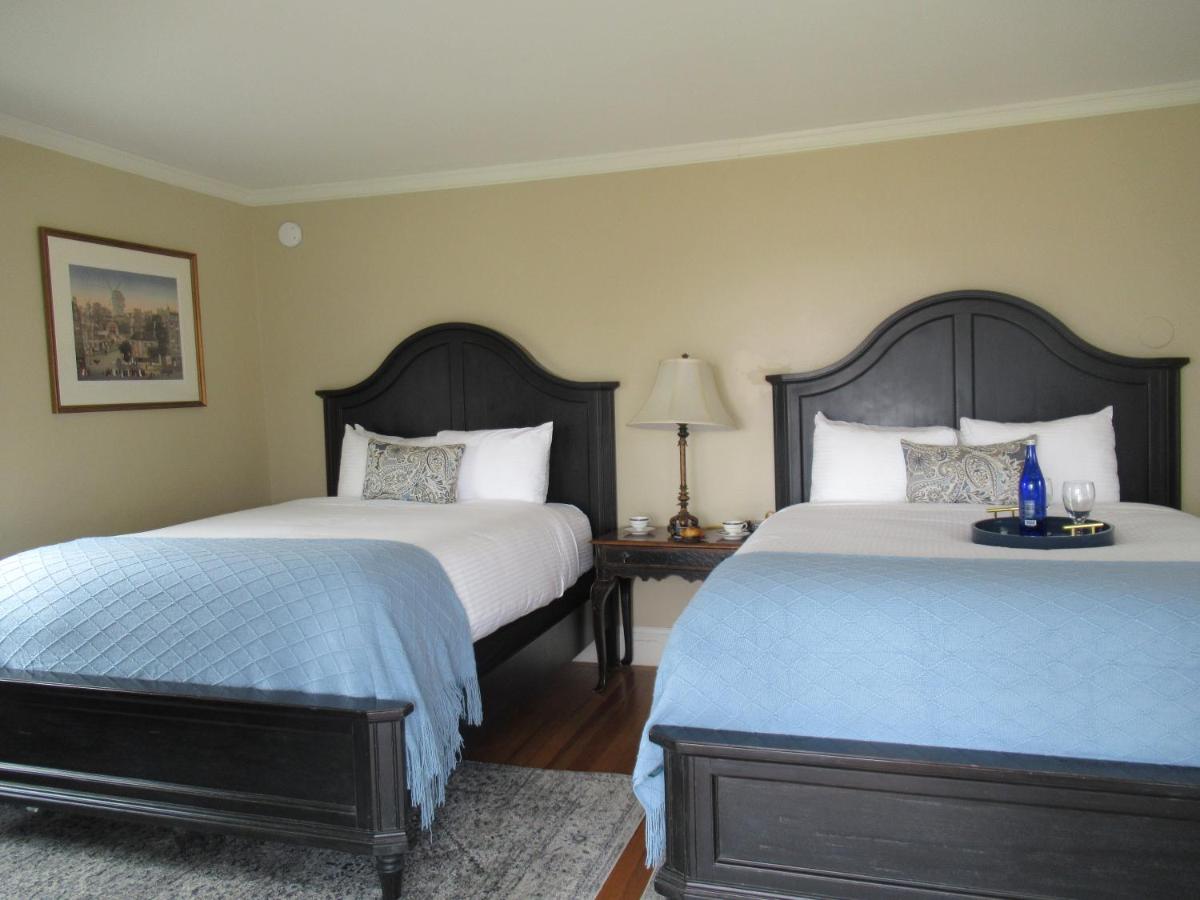  | The White House Inn