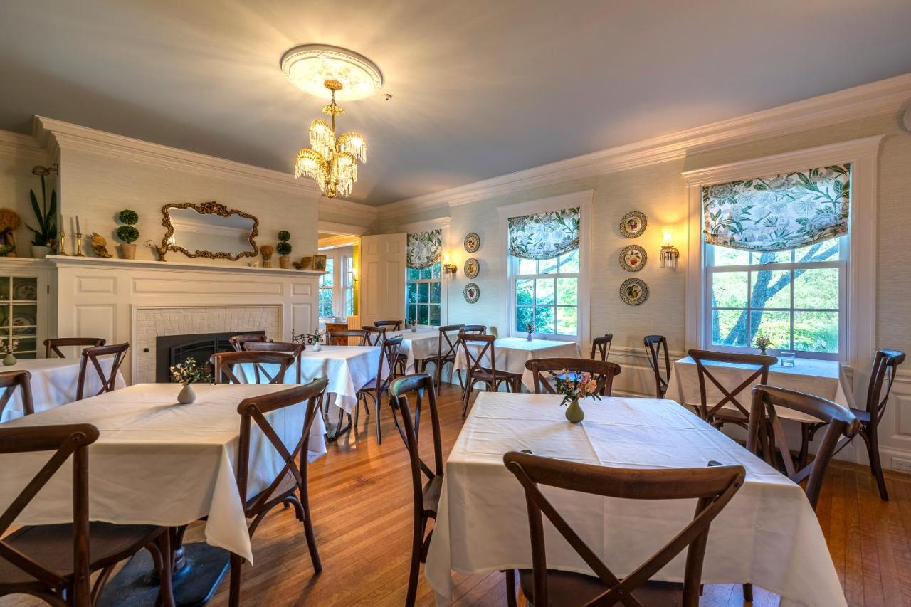  | The White House Inn