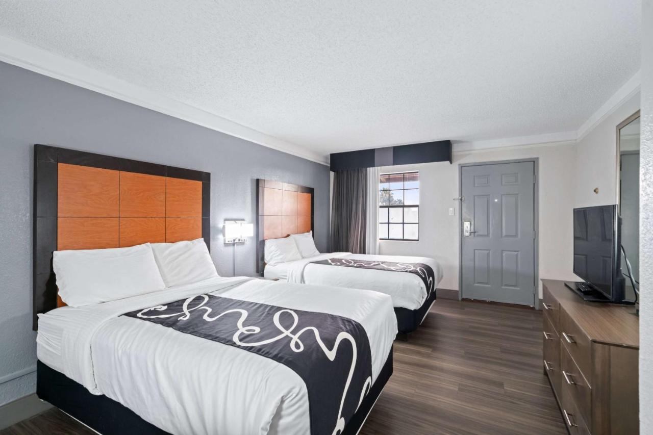 Deluxe Double Room with Two Double Beds at La Quinta Inn by Wyndham Corpus Christi North