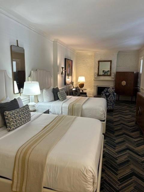 | Hotel Provincial