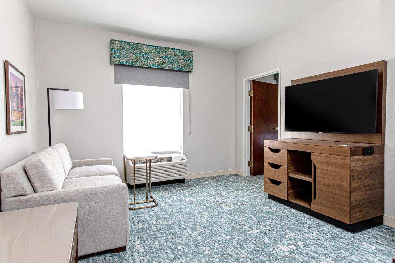 King Suite with Kitchen - Non-Smoking at Hampton Inn & Suites Charleston/West Ashley