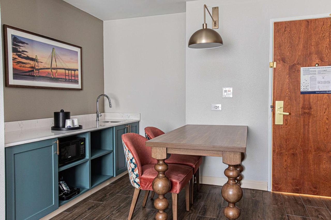 King Suite with Kitchen - Non-Smoking at Hampton Inn & Suites Charleston/West Ashley