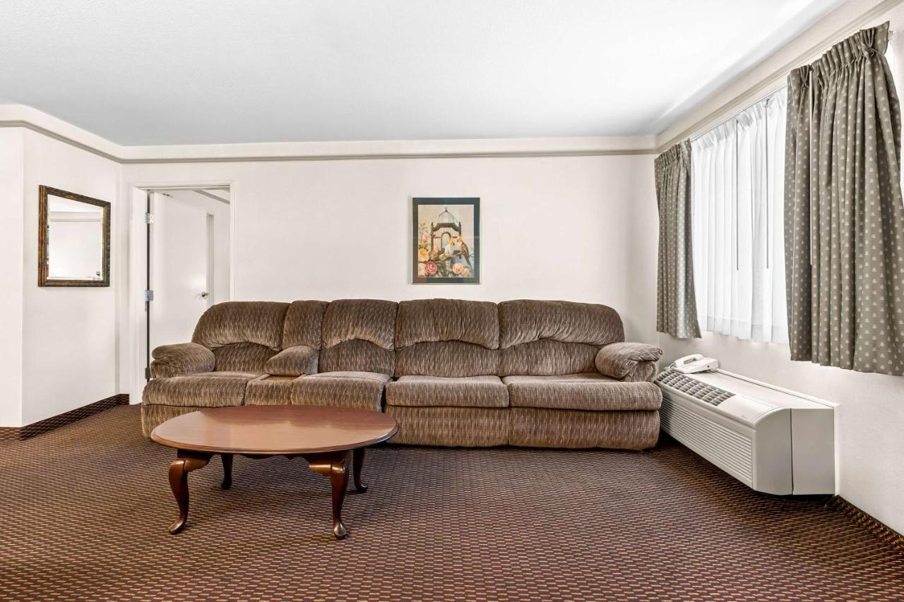 | SureStay Hotel by Best Western Castro Valley