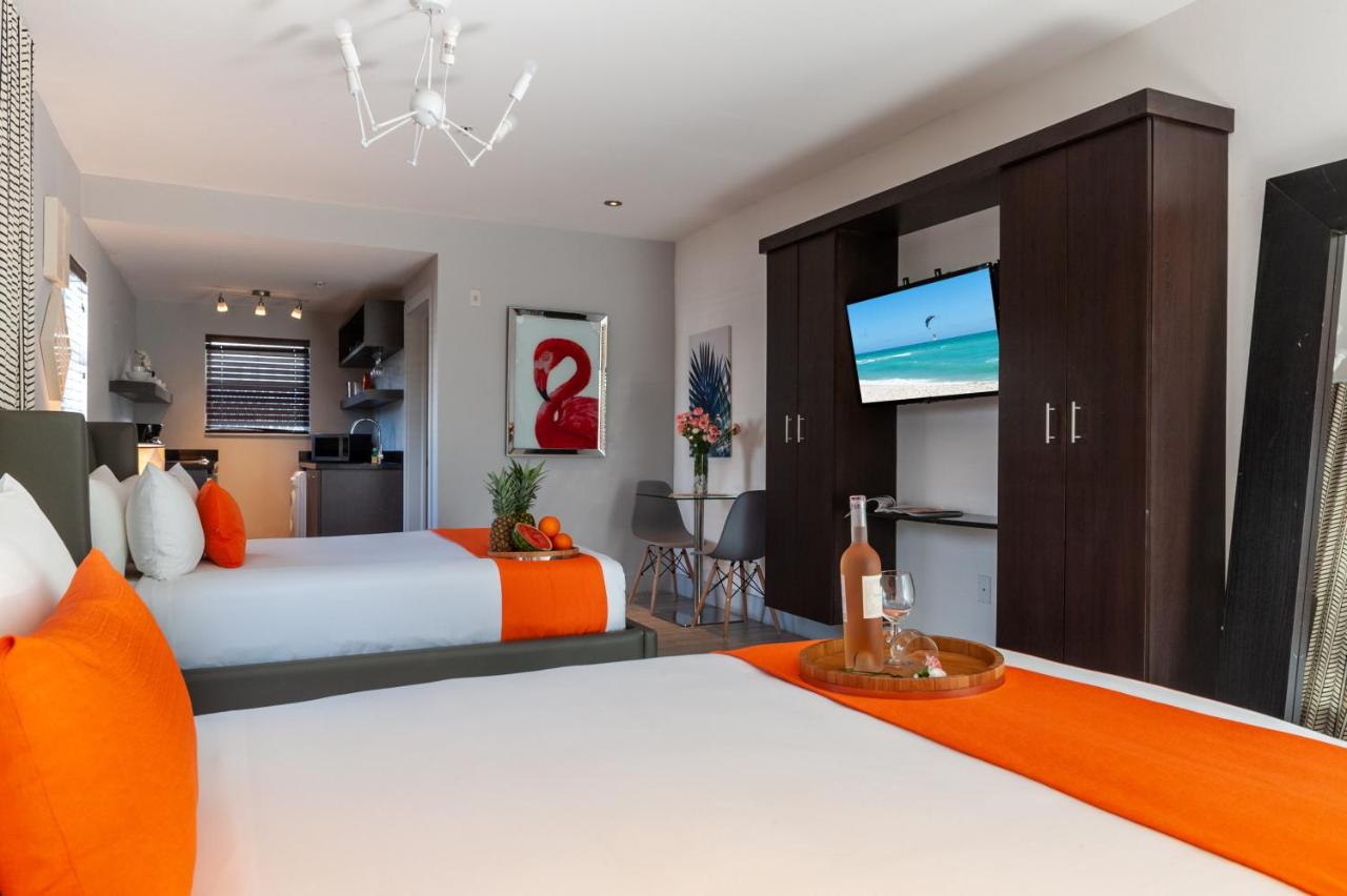 | Seaside All Suites Hotel