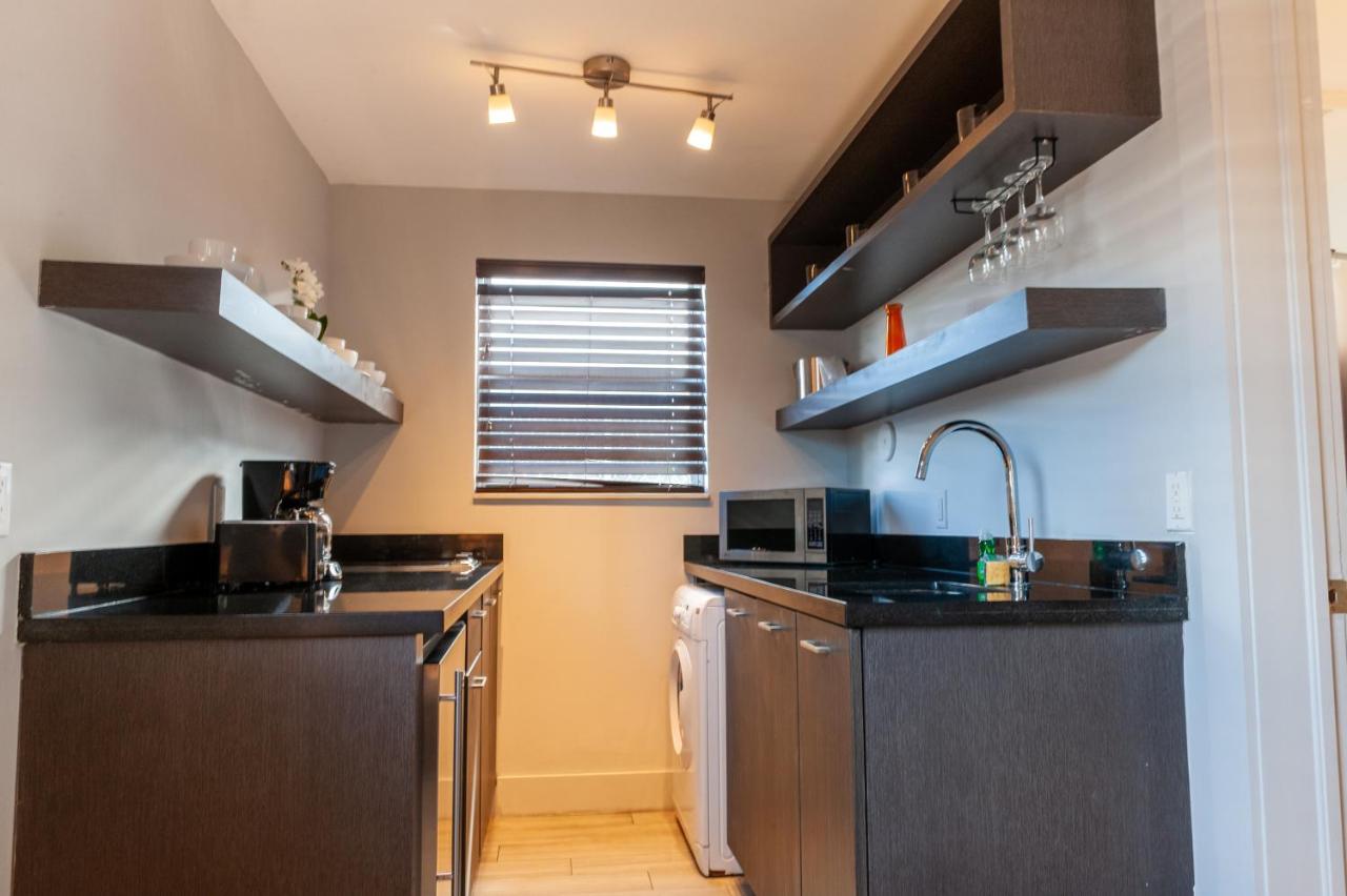 | Seaside All Suites Hotel