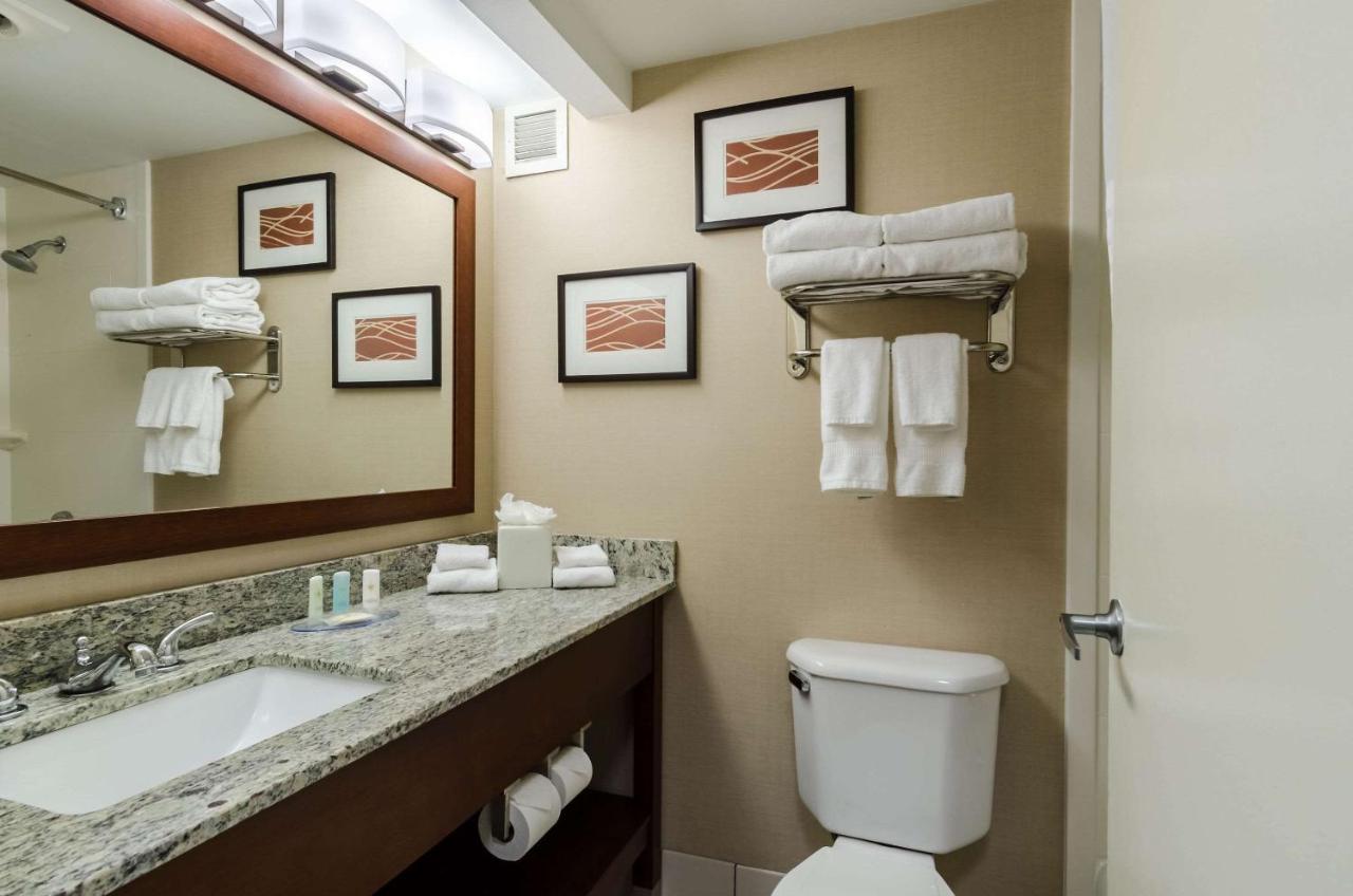 | Comfort Inn Randolph-Boston