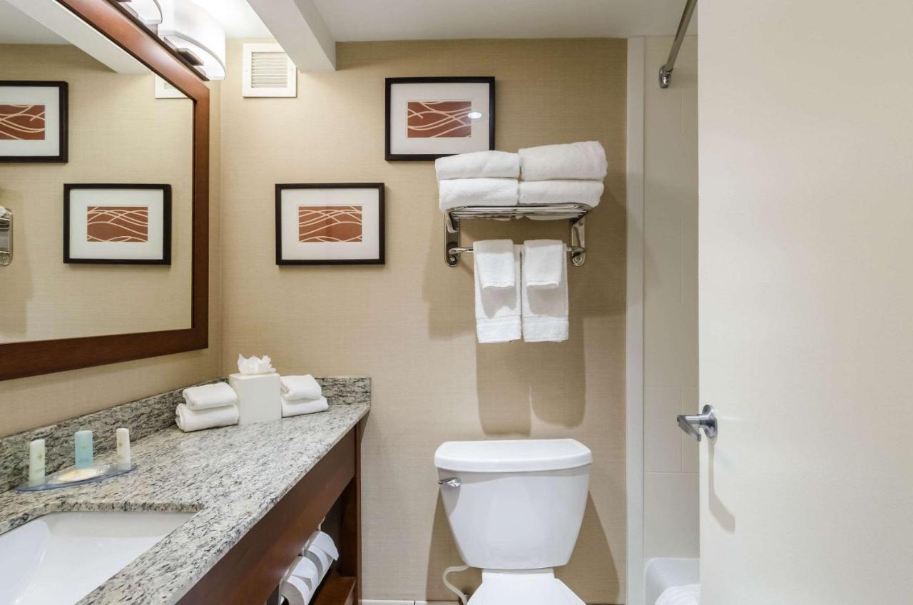 | Comfort Inn Randolph-Boston
