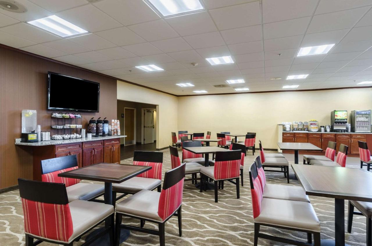 | Comfort Inn Randolph-Boston