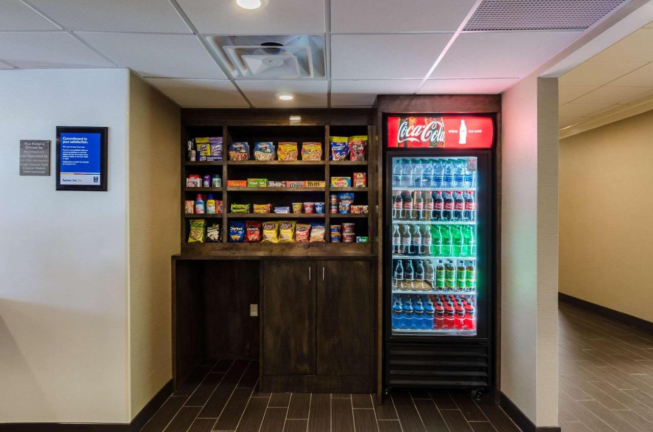 | Comfort Inn Randolph-Boston