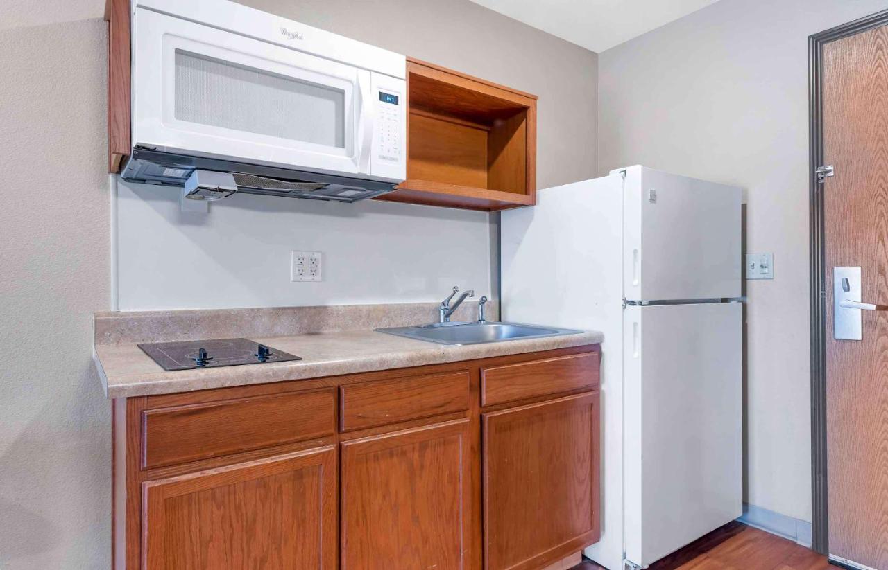 Standard Queen Room with Two Queen Beds - Non-Smoking at Extended Stay America Select Suites - Colorado Springs