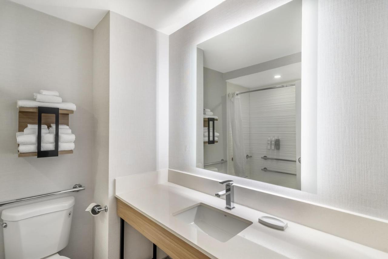 King Room - Hearing Accessible/Non-Smoking at Hampton Inn Atlanta - Stockbridge