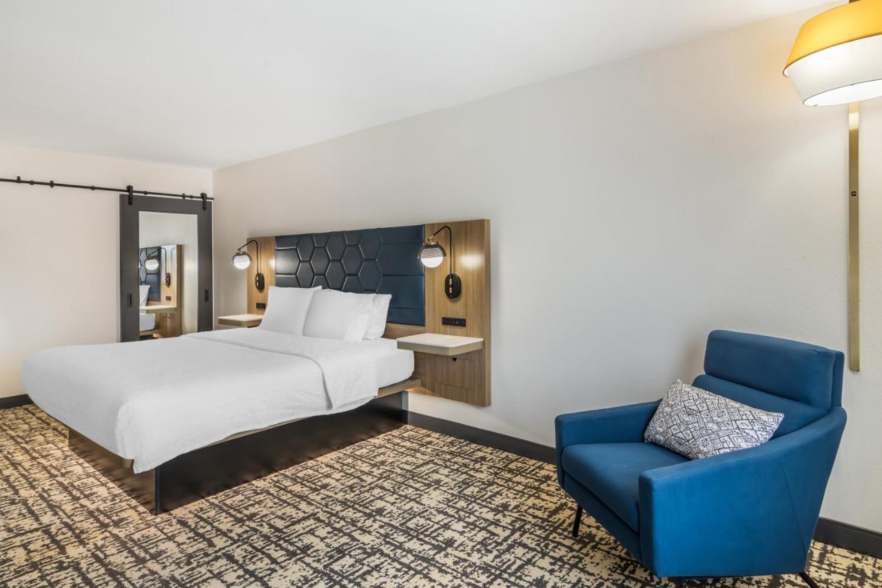 King Room - Non-Smoking at Hampton Inn Atlanta - Stockbridge