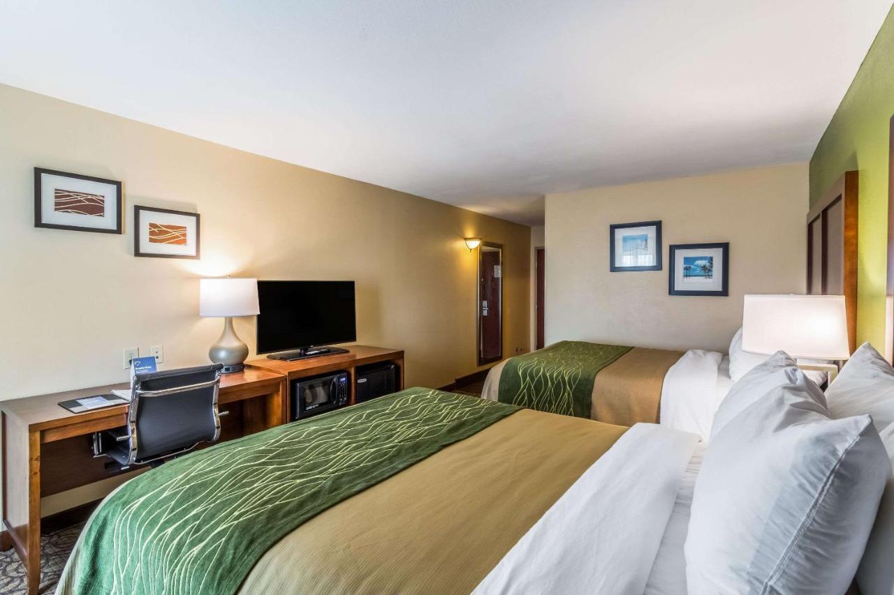 Queen Room with Two Queen Beds - Non-Smoking at Comfort Inn & Suites Panama City North