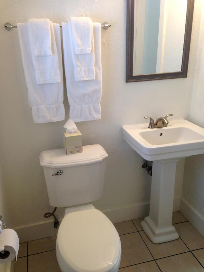 | Cheston House - Clothing Optional All Male Guesthouse