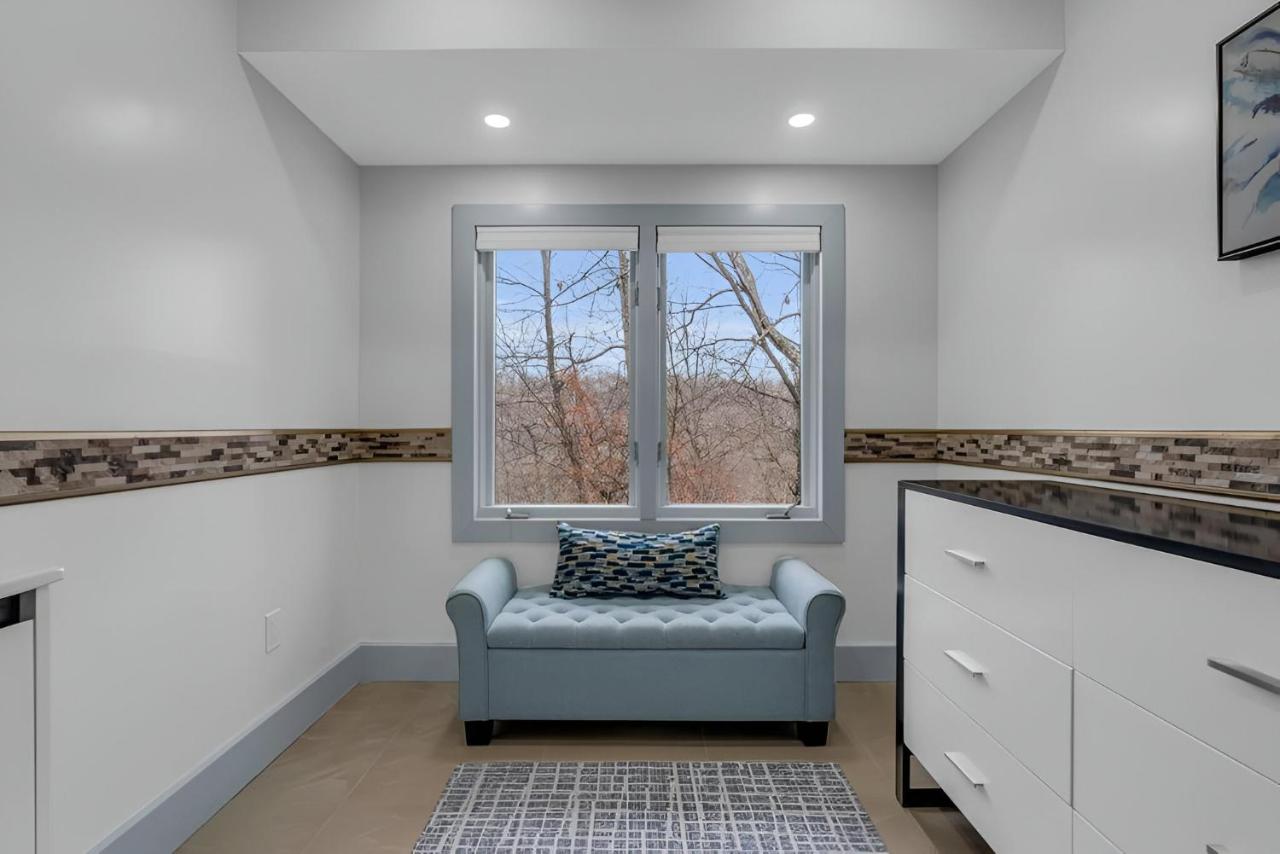  | Stunning, Private House in the Hills - Extra calm!