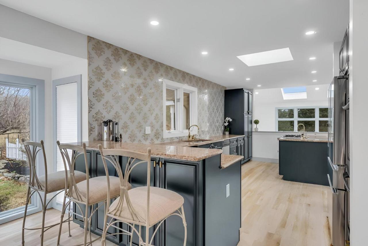  | Stunning, Private House in the Hills - Extra calm!