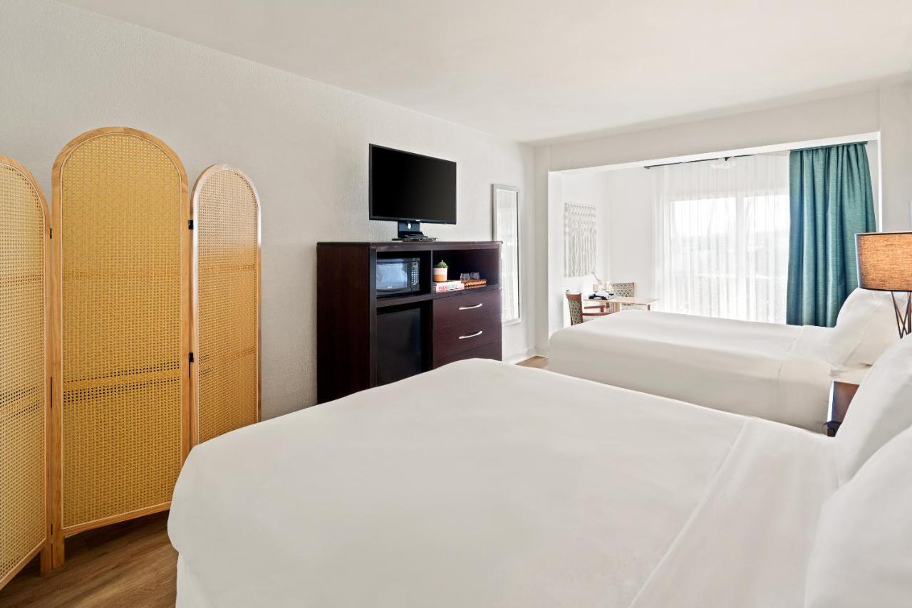 | Best Western On the Bay Inn & Marina