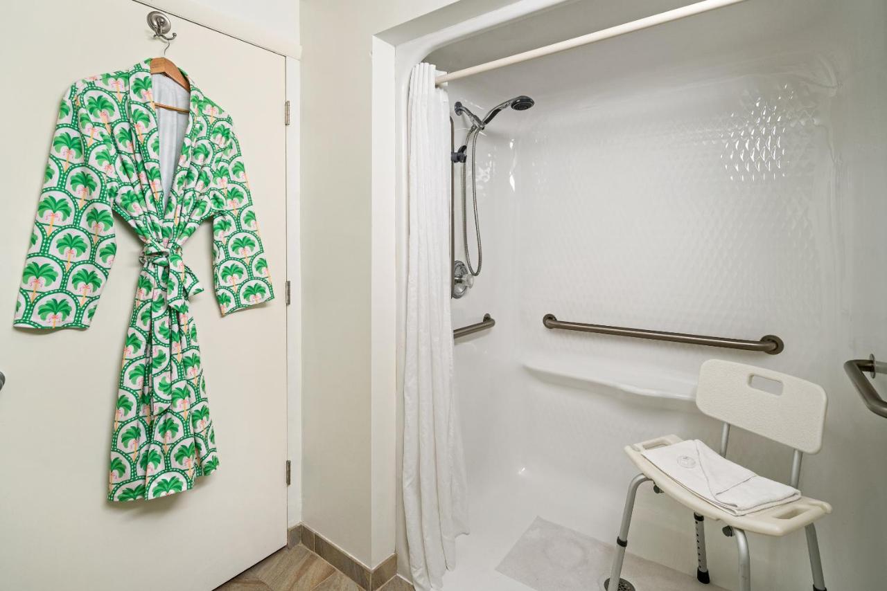 | Best Western On the Bay Inn & Marina