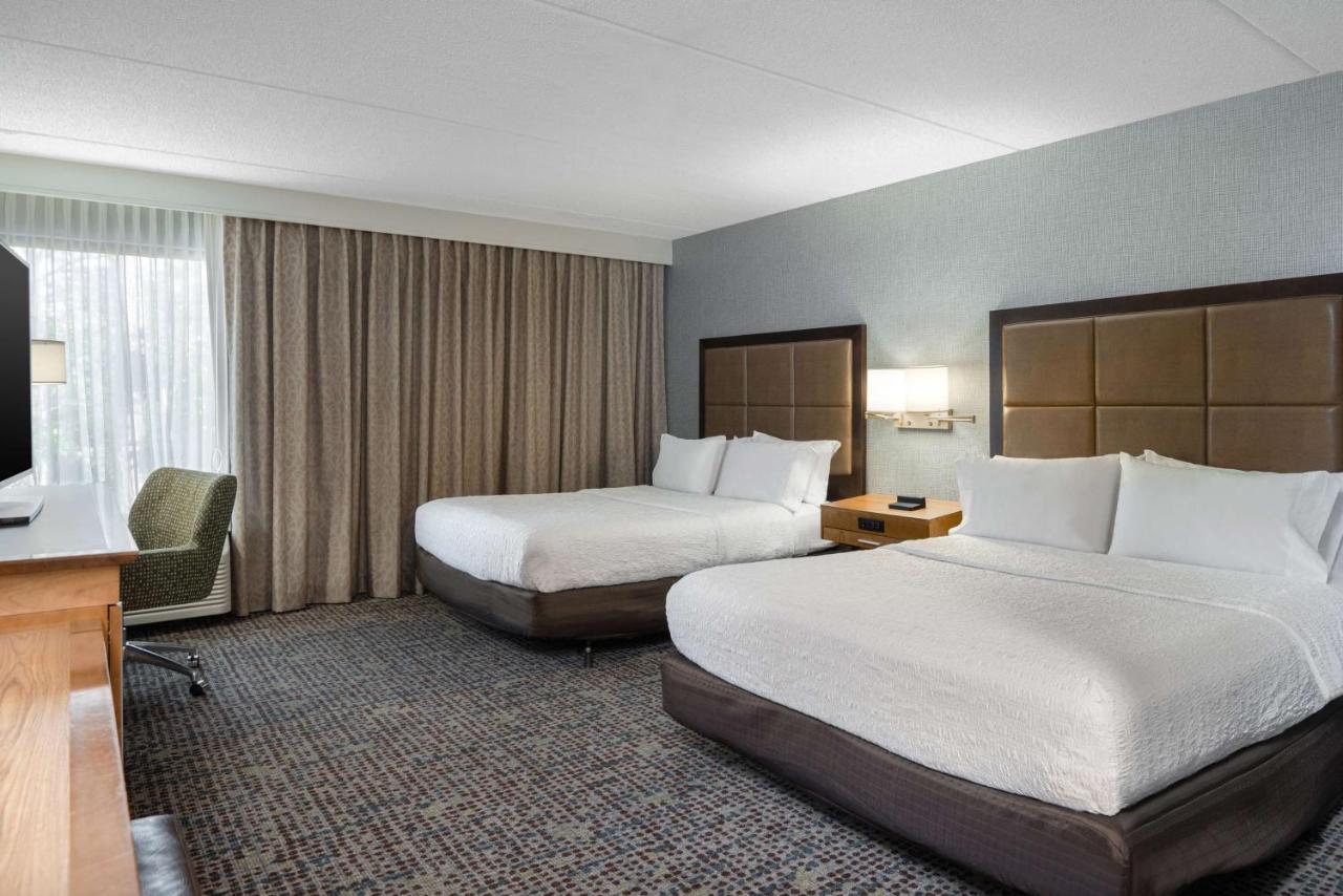 Double Room with Bath Tub - Disability Access - Non-Smoking at Hampton Inn Tallahassee-Central
