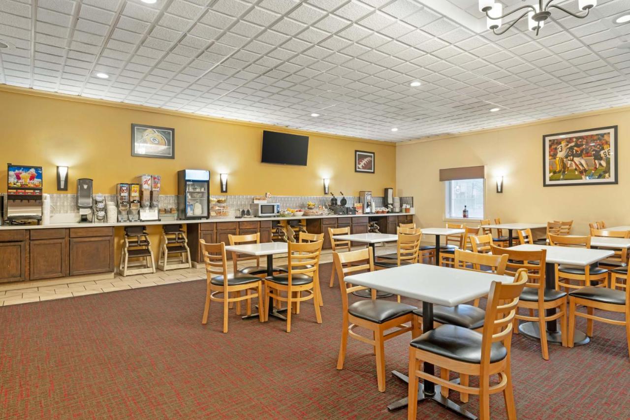 | Best Western Green Bay Inn and Conference Center