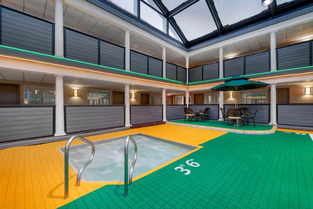 | Best Western Green Bay Inn and Conference Center