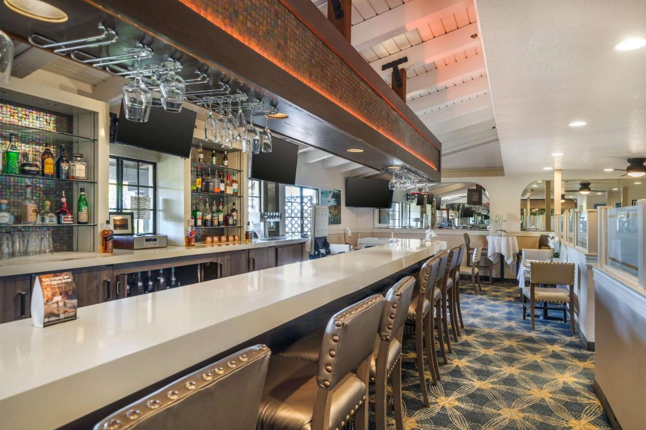 | Best Western Plus Carpinteria Inn