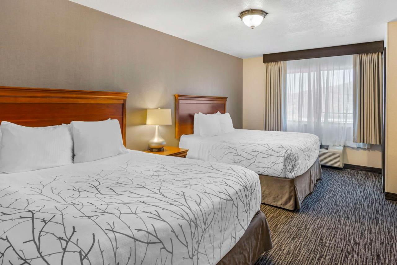 Family Suite at Best Western Plus Landmark Inn