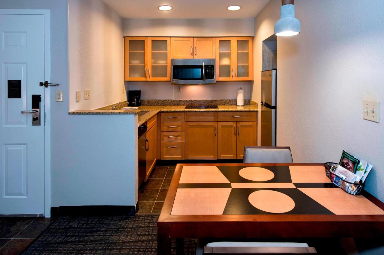 | Residence Inn Syracuse Carrier Circle
