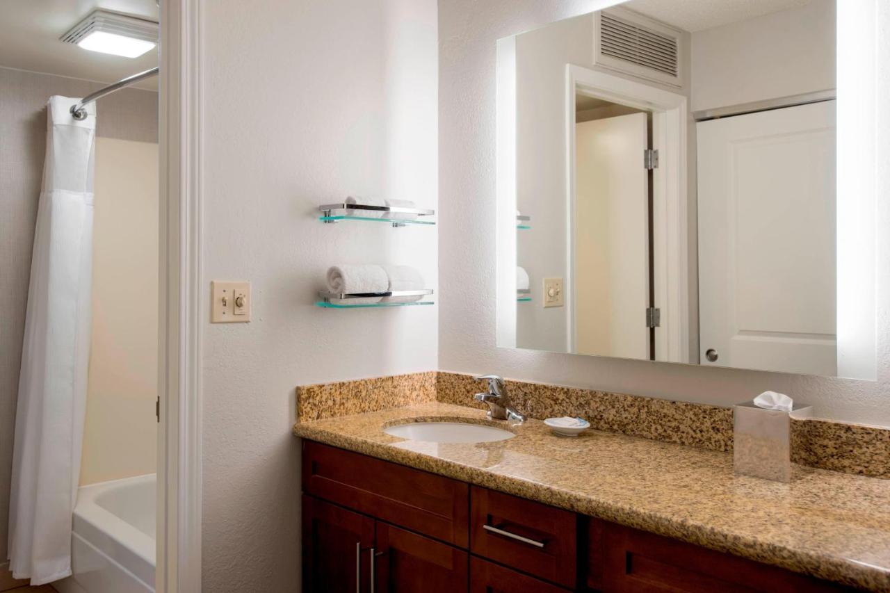  | Residence Inn Syracuse Carrier Circle
