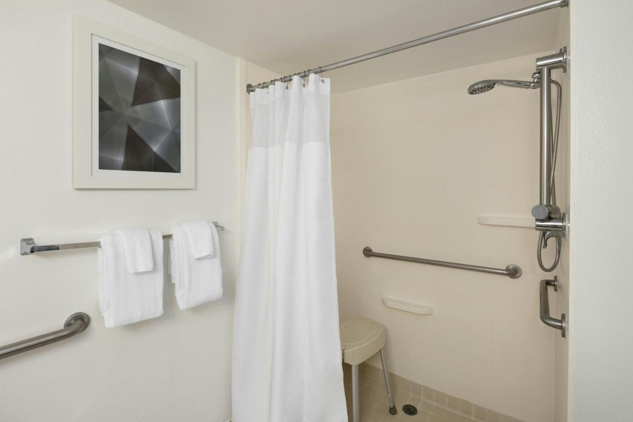 | Towneplace Suites By Marriott Seattle Southcenter