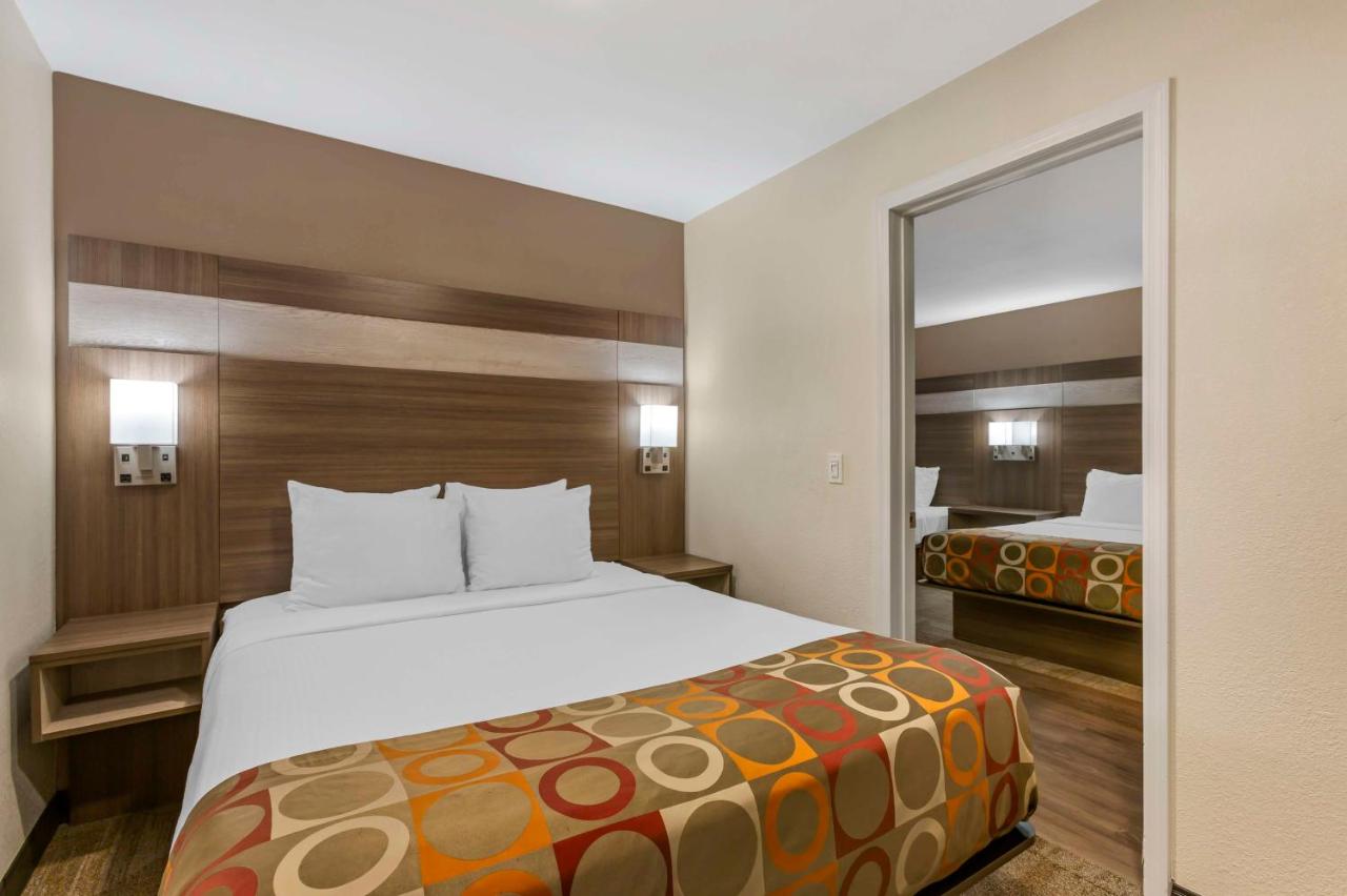 | Best Western Desert Inn