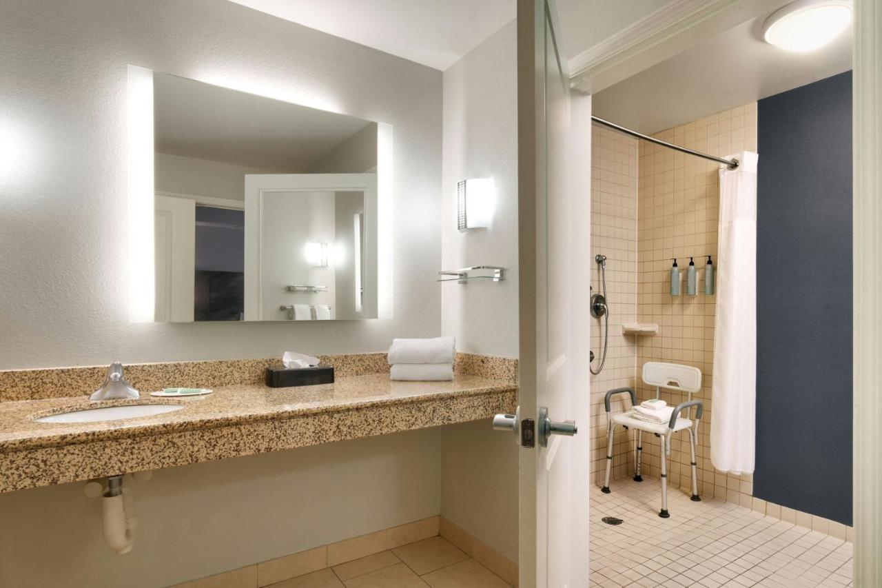 | Residence Inn Jackson