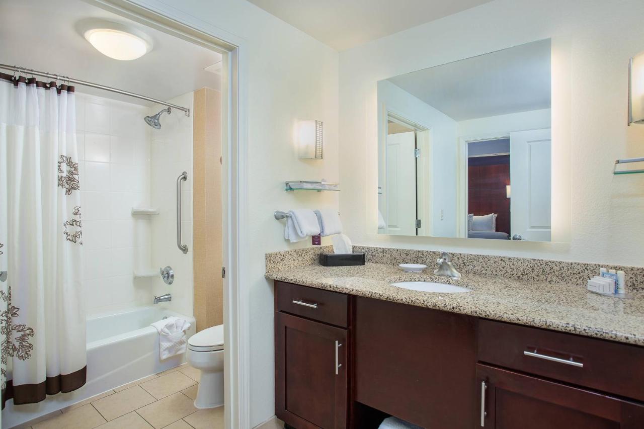| Residence Inn Jackson