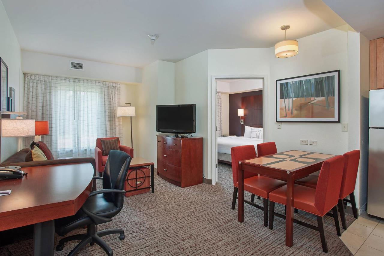 | Residence Inn Jackson