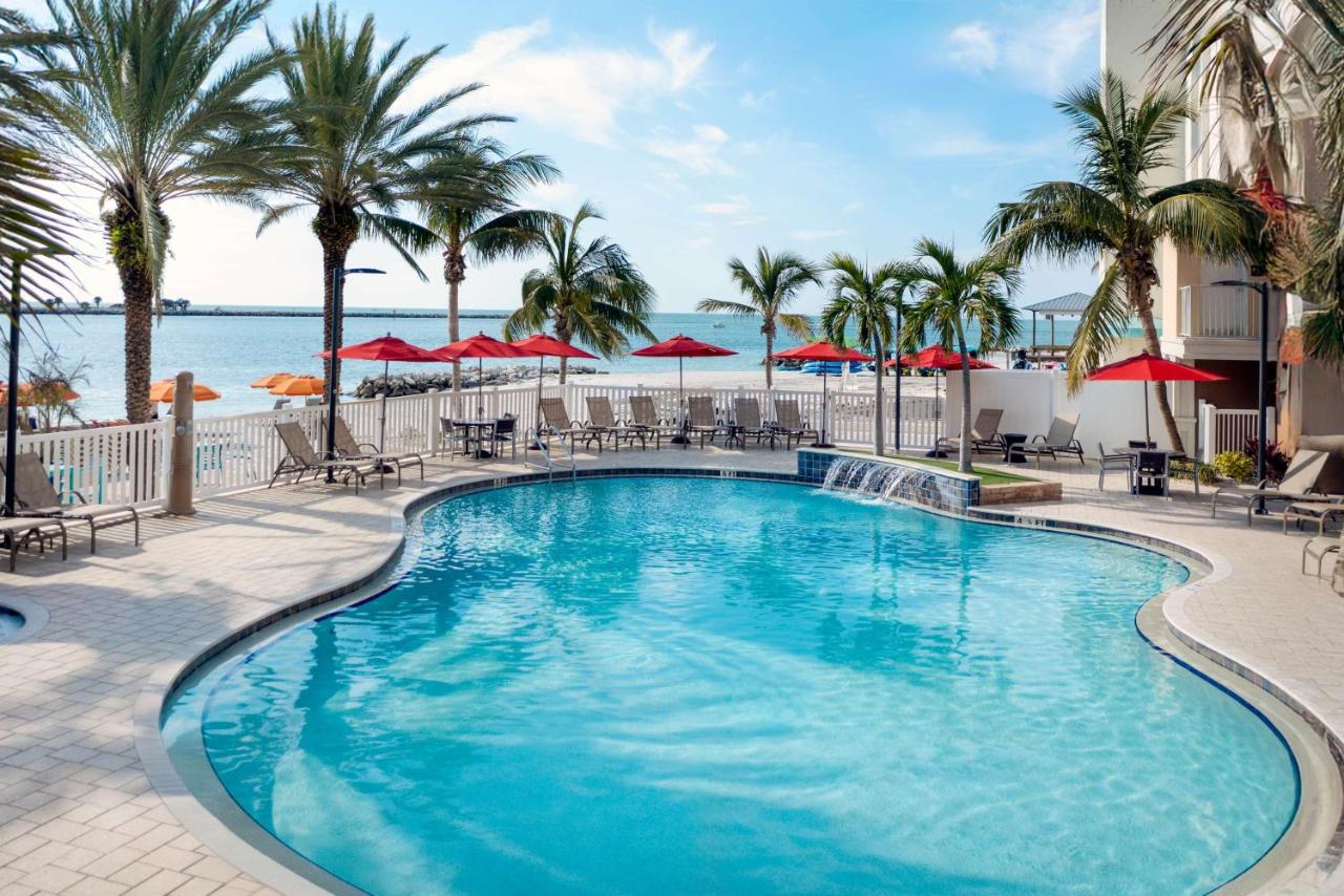  | Hampton Inn and Suites Clearwater Beach