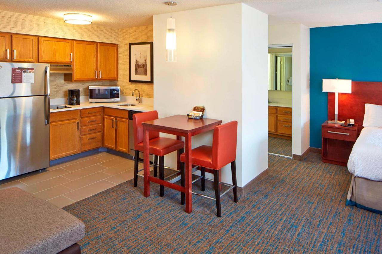 | Residence Inn by Marriott Minneapolis St. Paul/Roseville