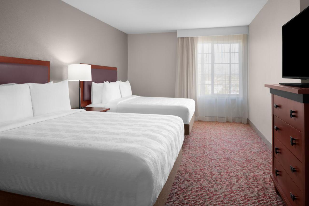 | Larkspur Landing Folsom - An All-Suite Hotel