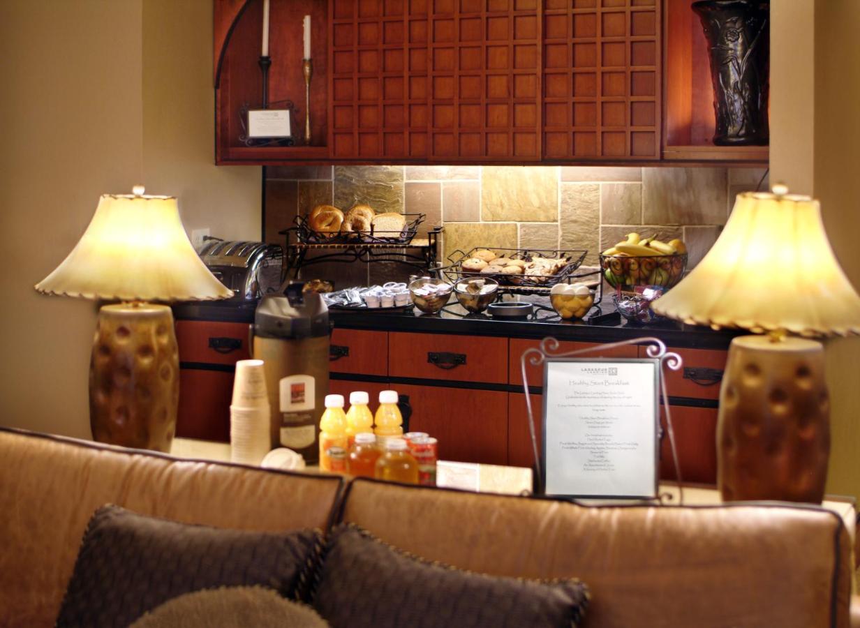 | Larkspur Landing Folsom - An All-Suite Hotel