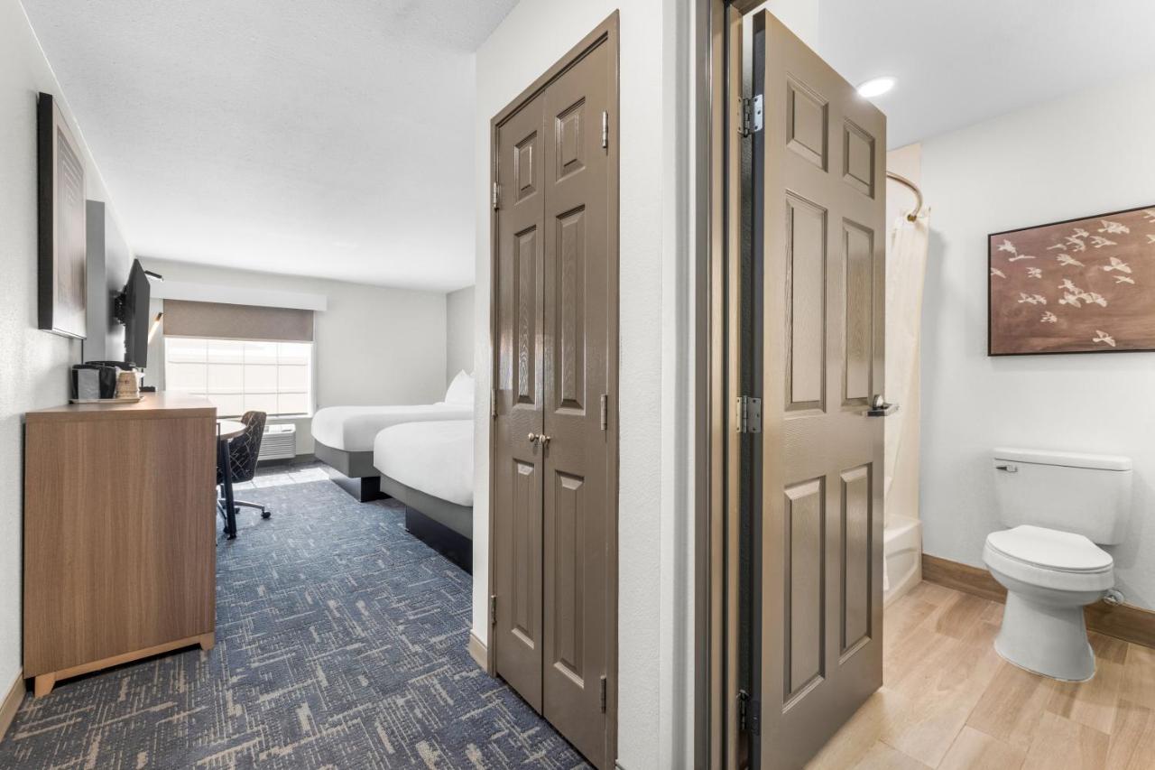 | Motel 6-Crowley, LA
