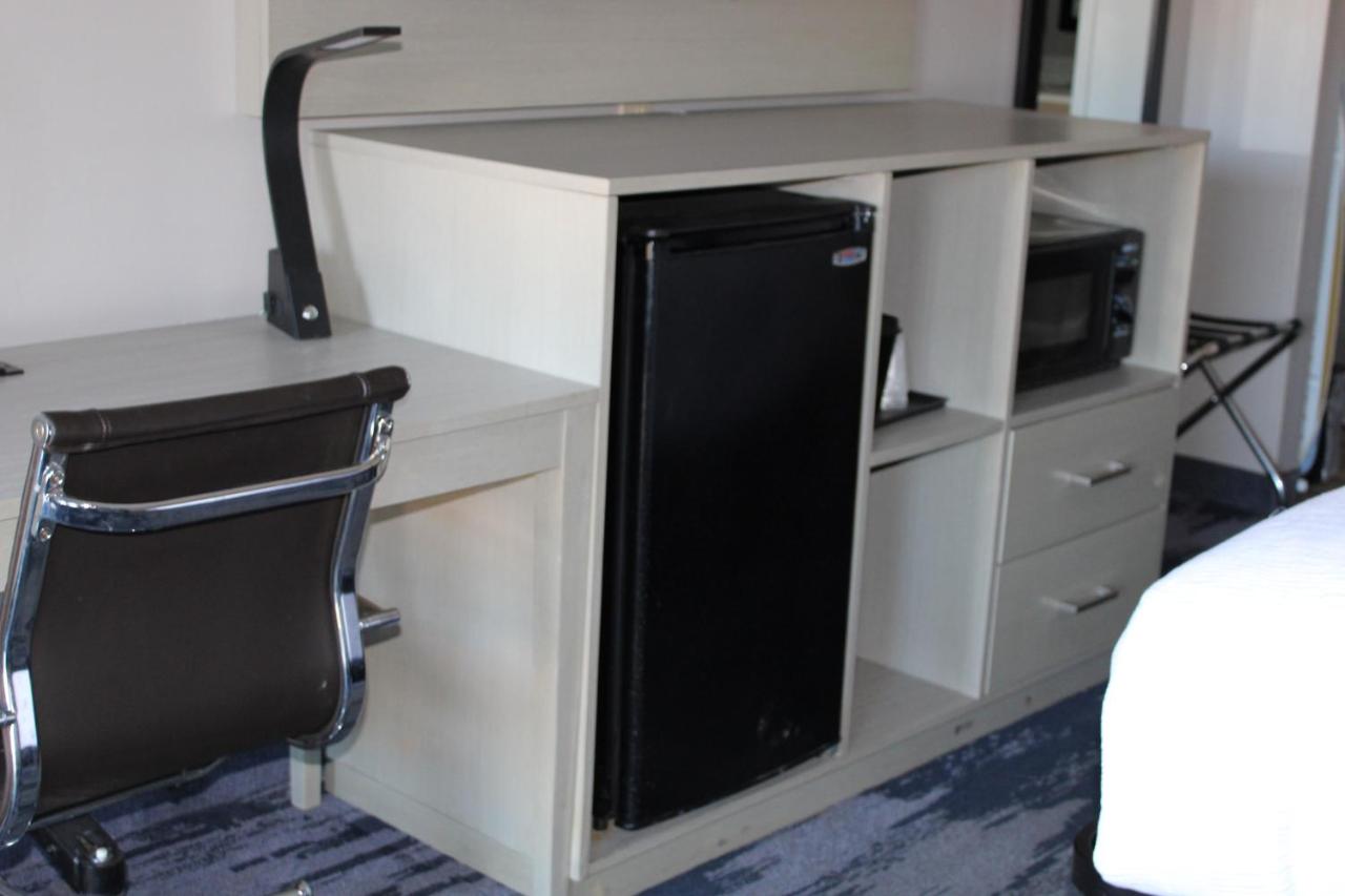 Double Room with Two Double Beds - Non-Smoking at Quality Inn Scottsboro US/72 - Lake Guntersville Area